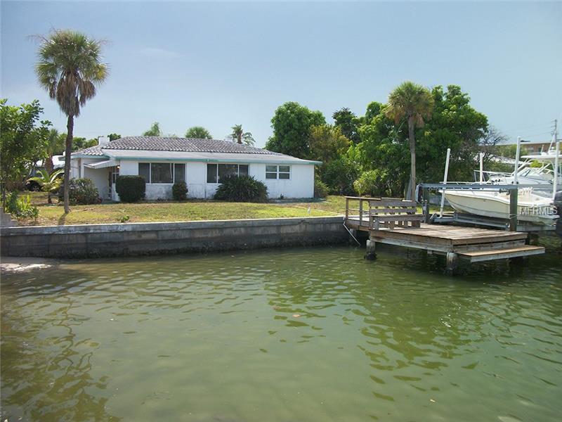 Property Photo: 203 59th Ave FL 33706