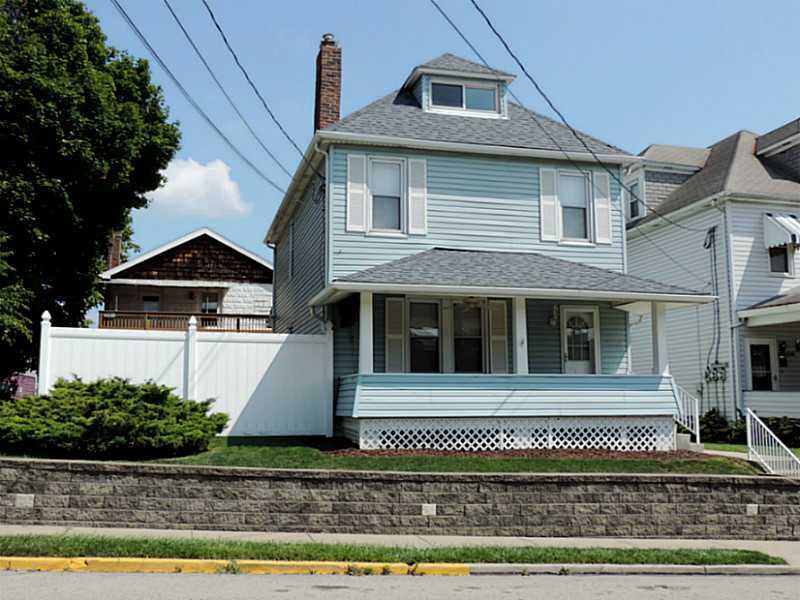 Property Photo: 318 School Street PA 15144