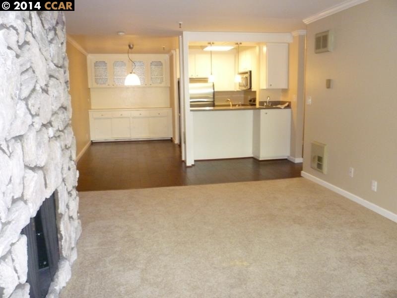 Property Photo:  303 Adams 204  CA 94610-4128 