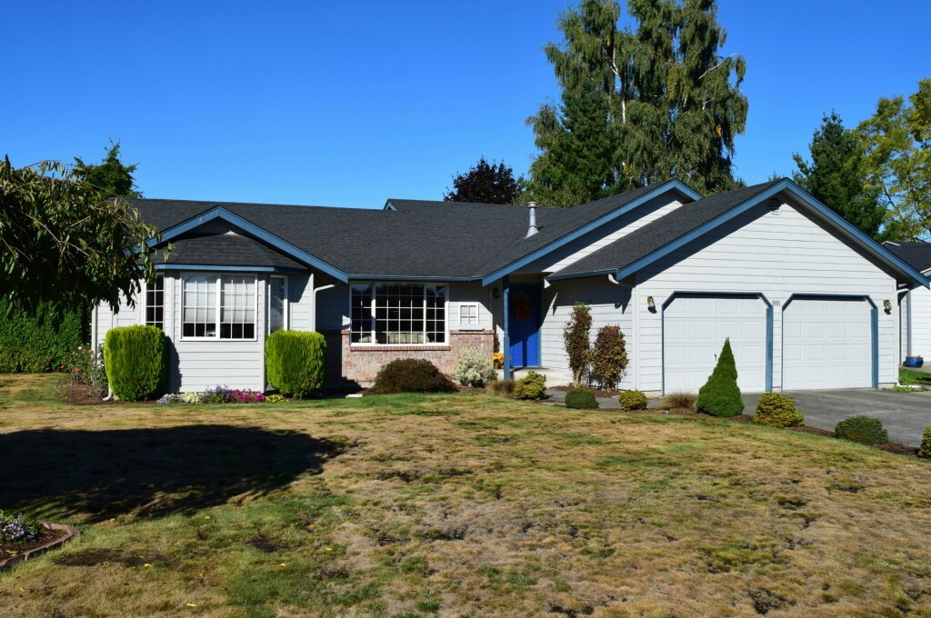 Property Photo:  1001 Edgewater Lane  WA 98264 