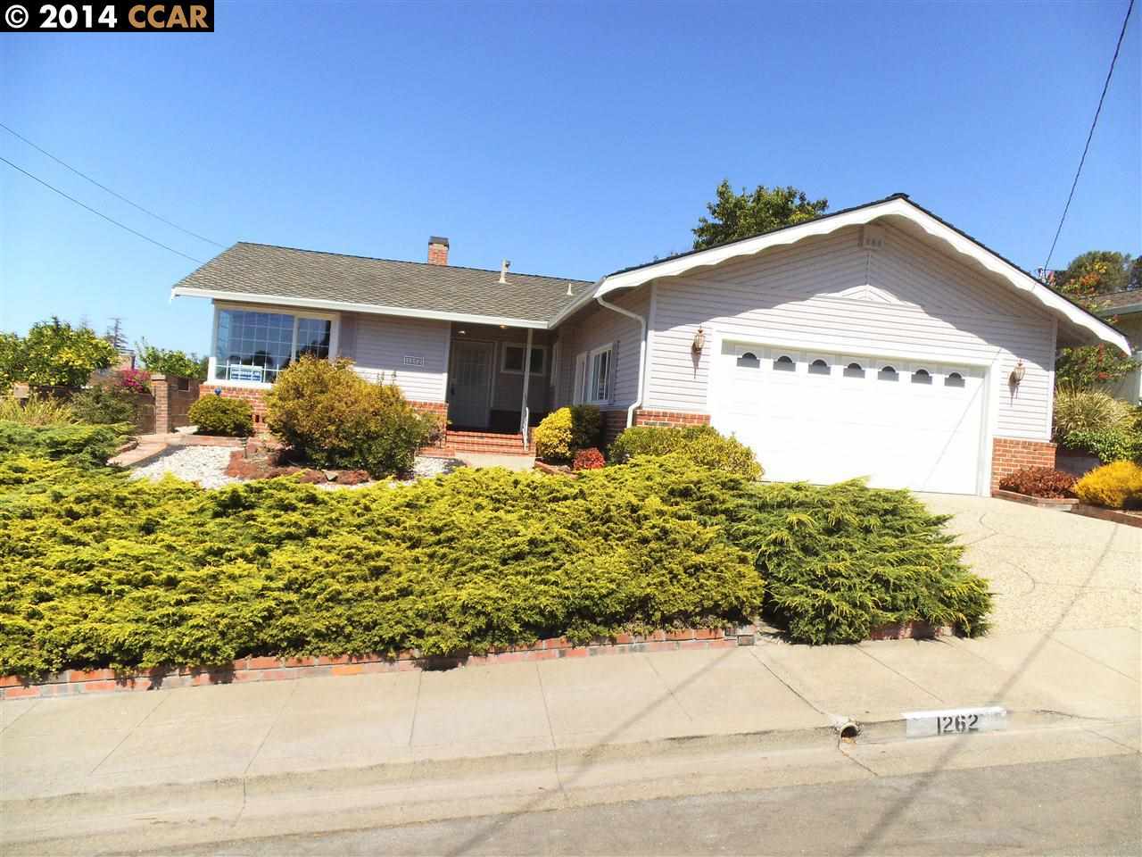 Property Photo:  1262 Vista Grand Dr  CA 94577-6827 