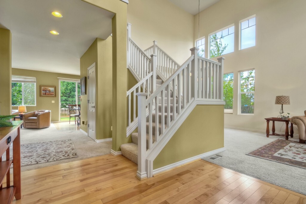 Property Photo: 27627 Maple Ridge Way SE WA 98038