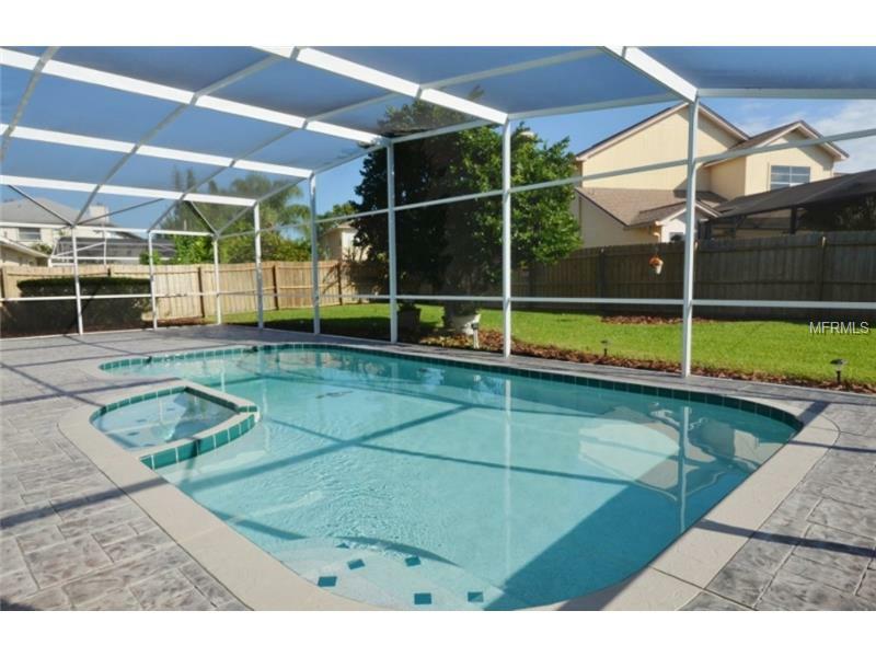 Property Photo:  1990 Turnberry Drive  FL 32765 