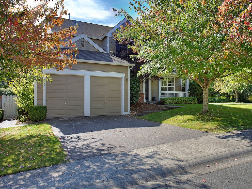 Property Photo: 13306 166th St E WA 98374