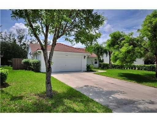 Property Photo:  7533 NW 47th Terrace  FL 33073 