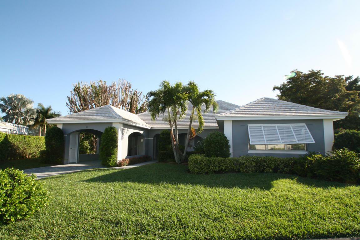 Property Photo: 11 Bahia Drive FL 33436