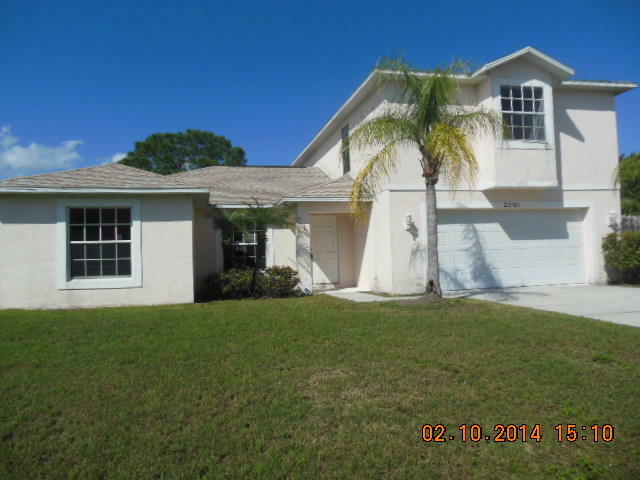 Property Photo:  2501 SE Sapelo Avenue  FL 34952 