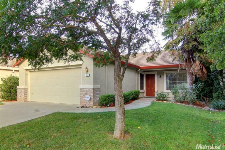 Property Photo:  8211 Primoak Way  CA 95758 