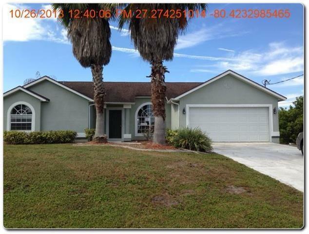 Property Photo:  2290 SW Alminar Street  FL 34953 