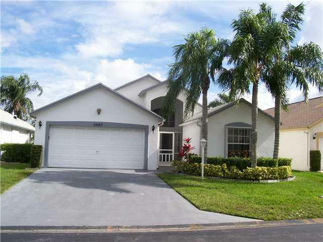 Property Photo:  5097 Robino Circle  FL 33417 