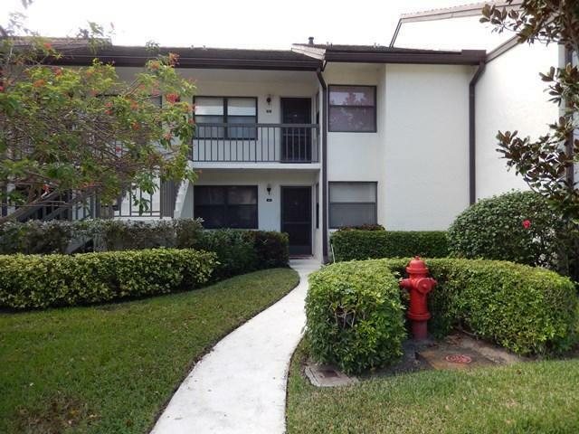 Property Photo: 7681 Tahiti Lane 104 FL 33467