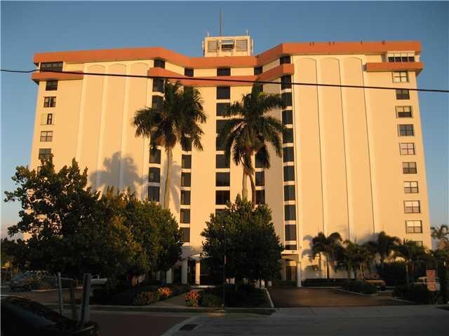 Property Photo:  3800 Washington Road 501  FL 33405 