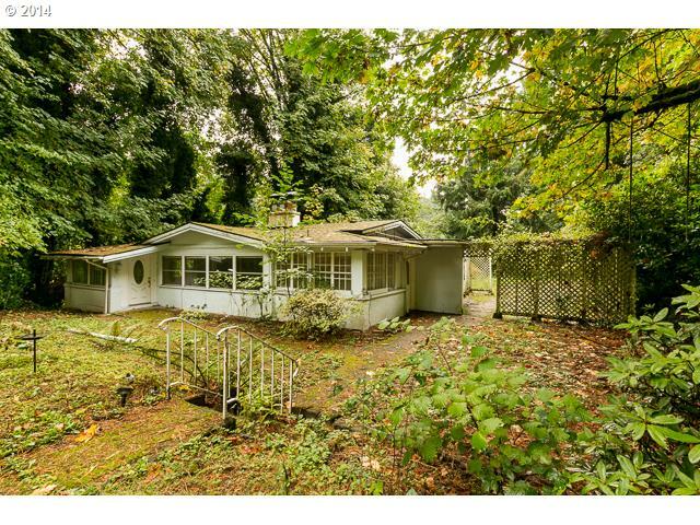 Property Photo: 2909 SW Upper Dr OR 97201
