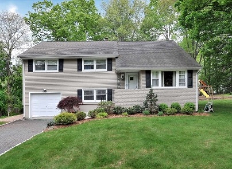 Property Photo:  19 Terry Dr  NJ 07960 