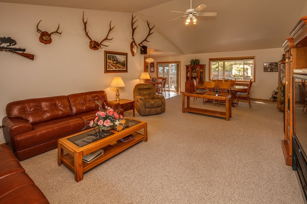 Property Photo:  719 W Del Ray Dr  WA 98264 