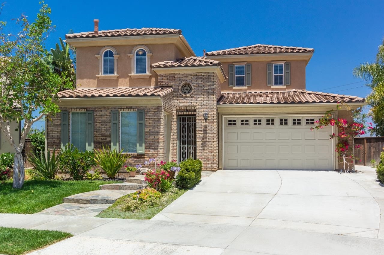Property Photo: 2234 Azurite Pl CA 92009