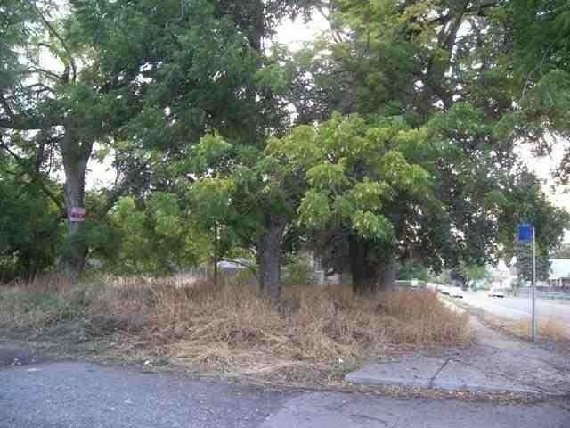 Property Photo:  2728 E 5th Ave  WA 99202 