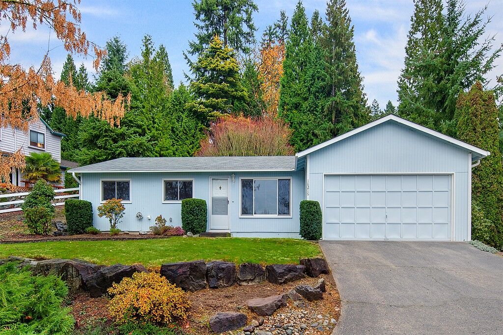 Property Photo: 18216 145th Court NE WA 98072