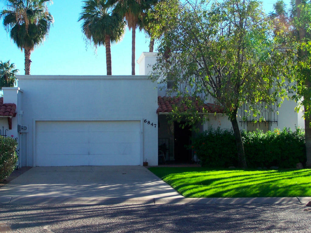 Property Photo:  6847 E Golden Hills Way  AZ 85208 