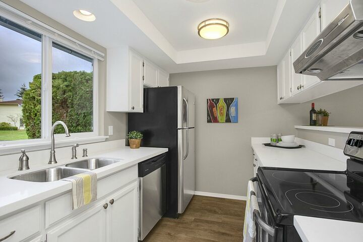 Property Photo:  25006 110th Ave SE C  WA 98030 