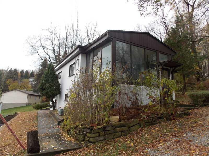 Property Photo:  125 1/2 Cumberland Av  PA 15301 