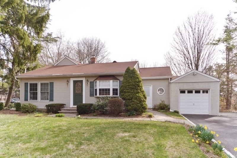 Property Photo:  10 Spencer Rd  NJ 07920 