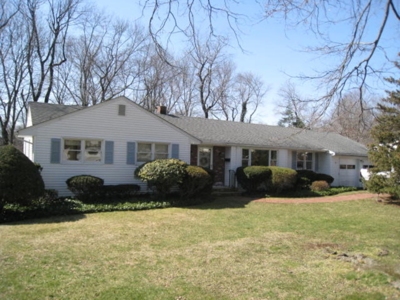 Property Photo: 16 Wyndwood Rd NJ 07950