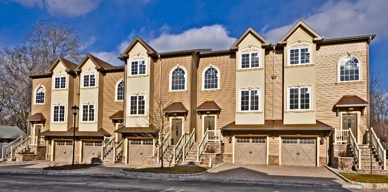 Property Photo: 471 Doremus Ave, Unit B1 NJ 07452