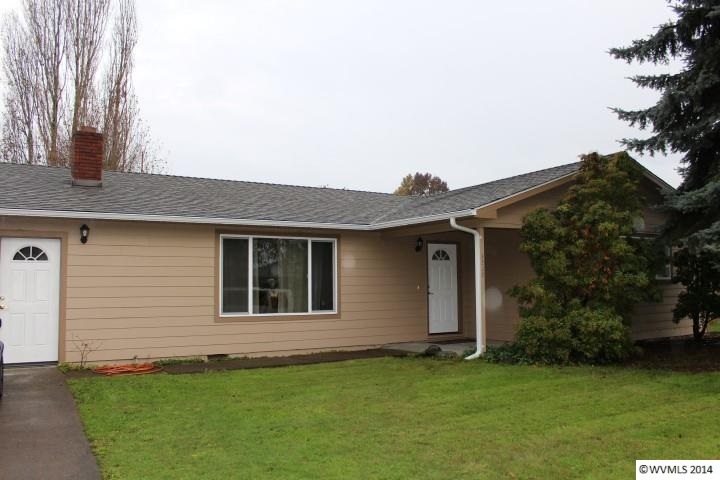 Property Photo: 3505 Thurston St SE OR 97322