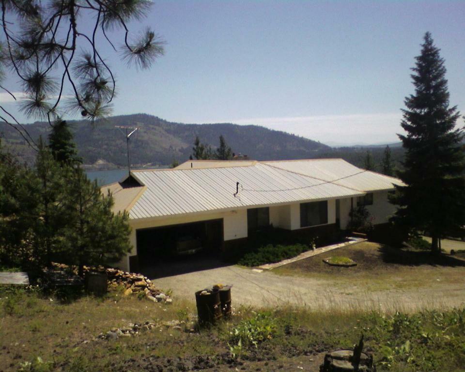 Property Photo:  10 Breezy Top Lane  WA 99141 