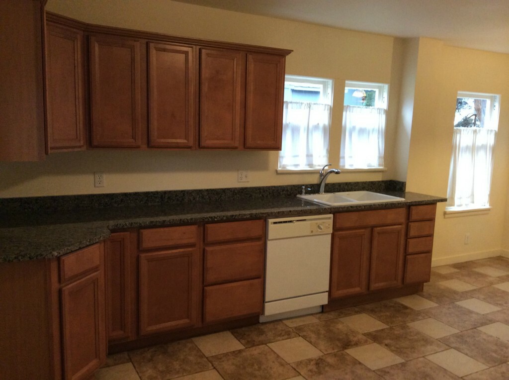 Property Photo: 2910 N 10th St WA 98406