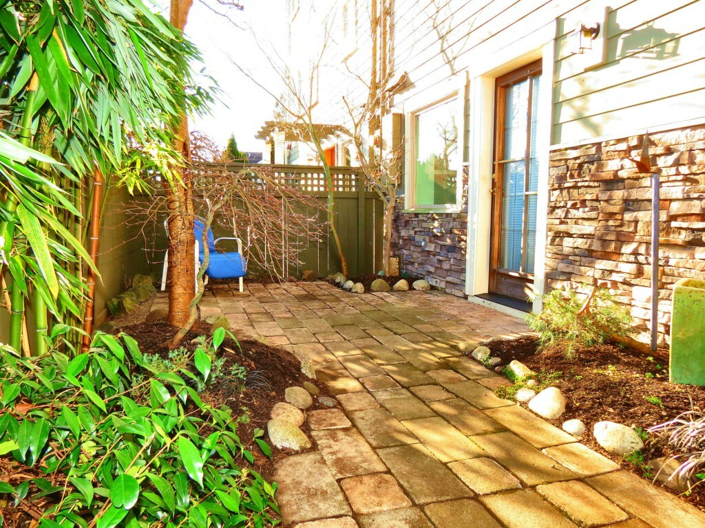 Property Photo: 4421 1st Ave NE WA 98105