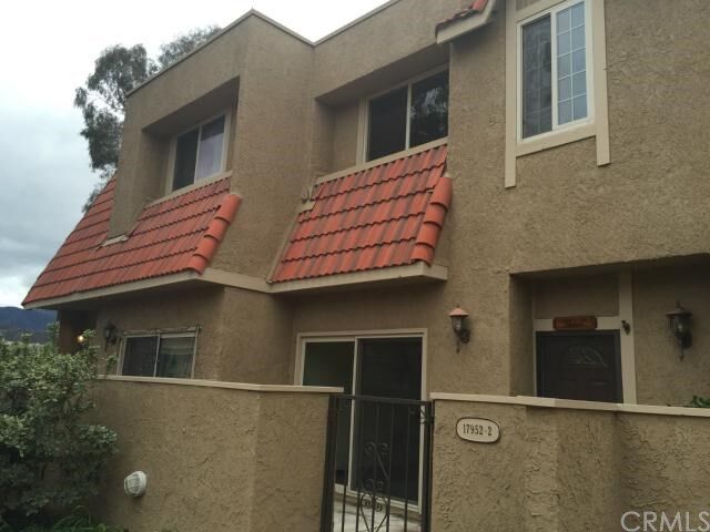 Property Photo:  17952 River Cir 2  CA 91387 