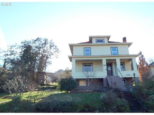 Property Photo: 314 E 11th OR 97058