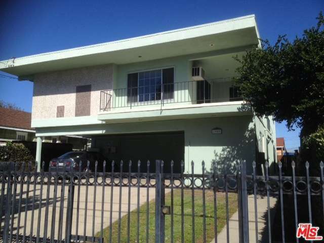 Property Photo:  1909 22nd St  CA 90404 