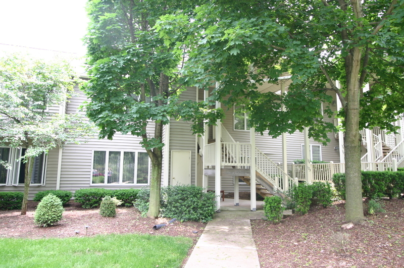 Property Photo: 123 Westchester Ter NJ 08801