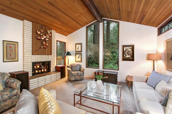 Property Photo: 19630 44th Place NE WA 98155