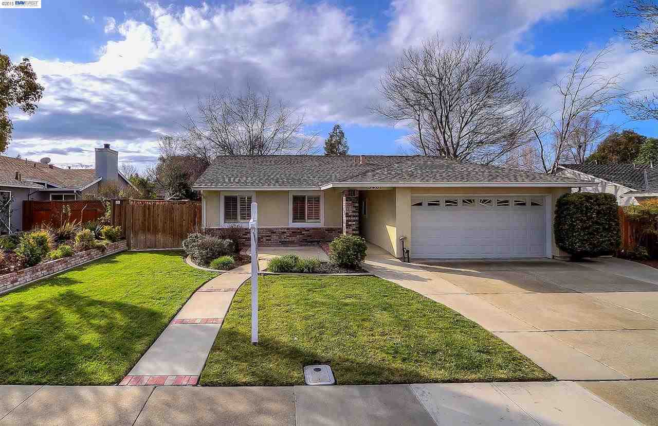 Property Photo:  5467 Celeste Ave.  CA 94550 