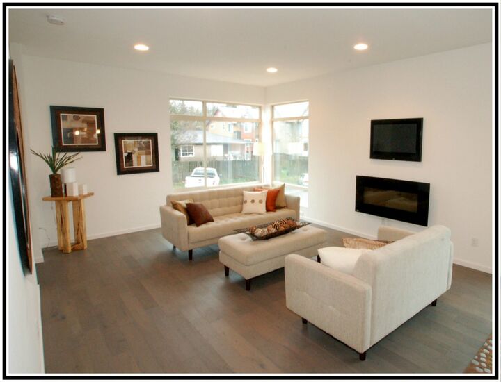 Property Photo: 2311 N 113th Place WA 98133