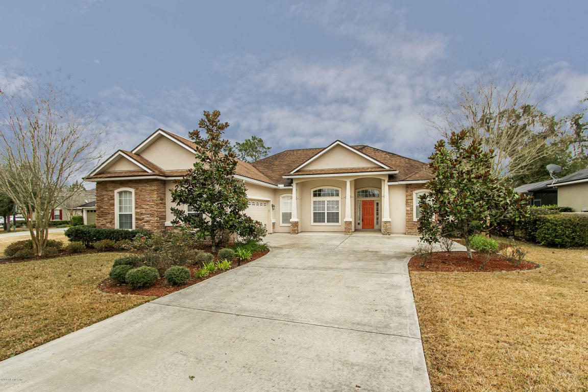 Property Photo:  5223 Comfort Court  FL 32092 