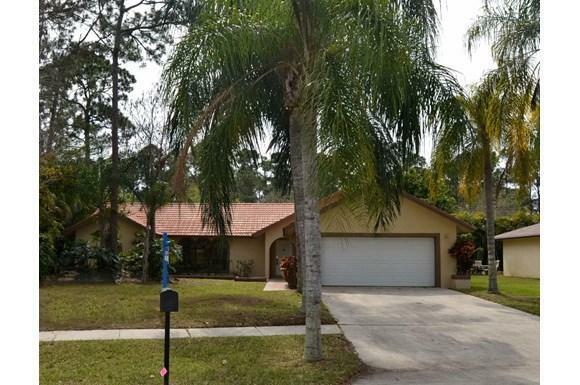 Property Photo:  961 Citrus Place  FL 33414 