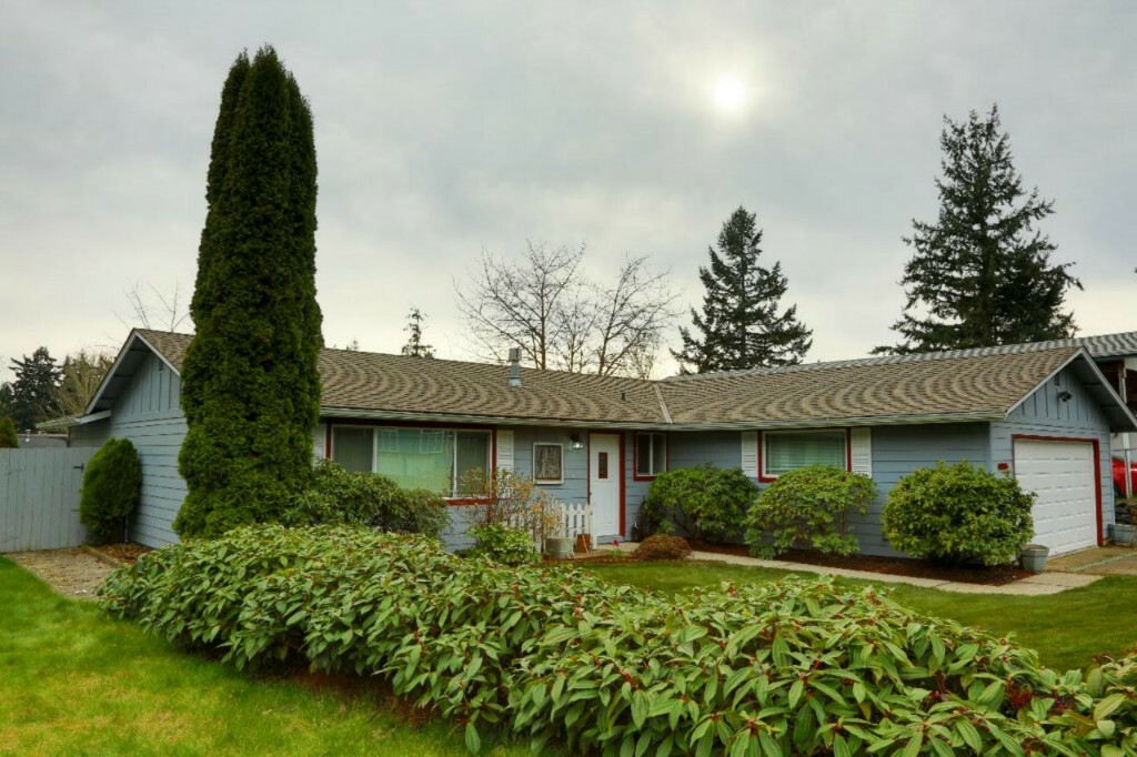 Property Photo:  6885 Helena Dr NE  WA 98311 