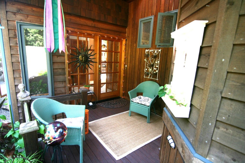 Property Photo: 1205 Paradise Wy WA 98248