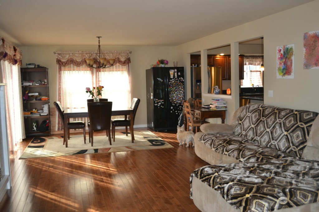 Property Photo: 1804 Tundra Lp WA 98273