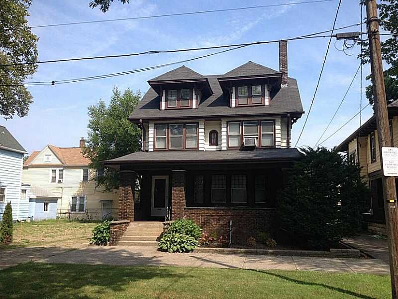 Property Photo:  956 W 10th St (958)  PA 16502 