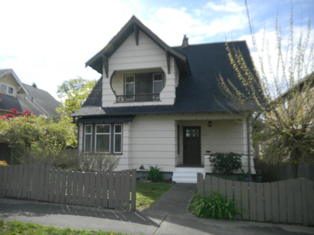Property Photo: 4226 N Cheyenne St WA 98407