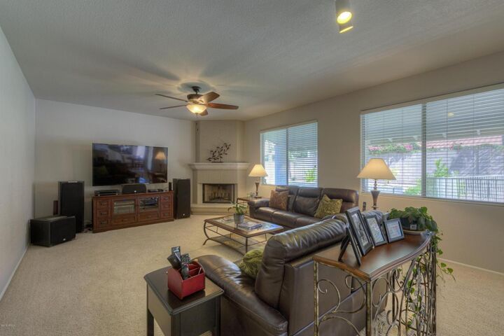 Property Photo: 5640 E Kings Avenue AZ 85254