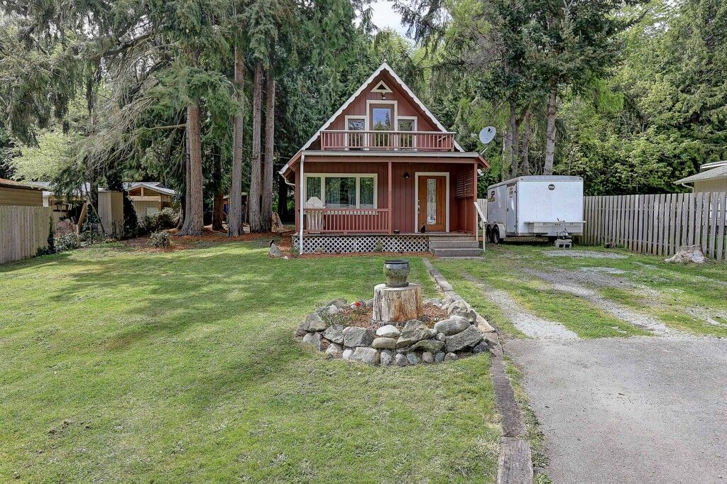 Property Photo:  2726 El Camano St  WA 98282 