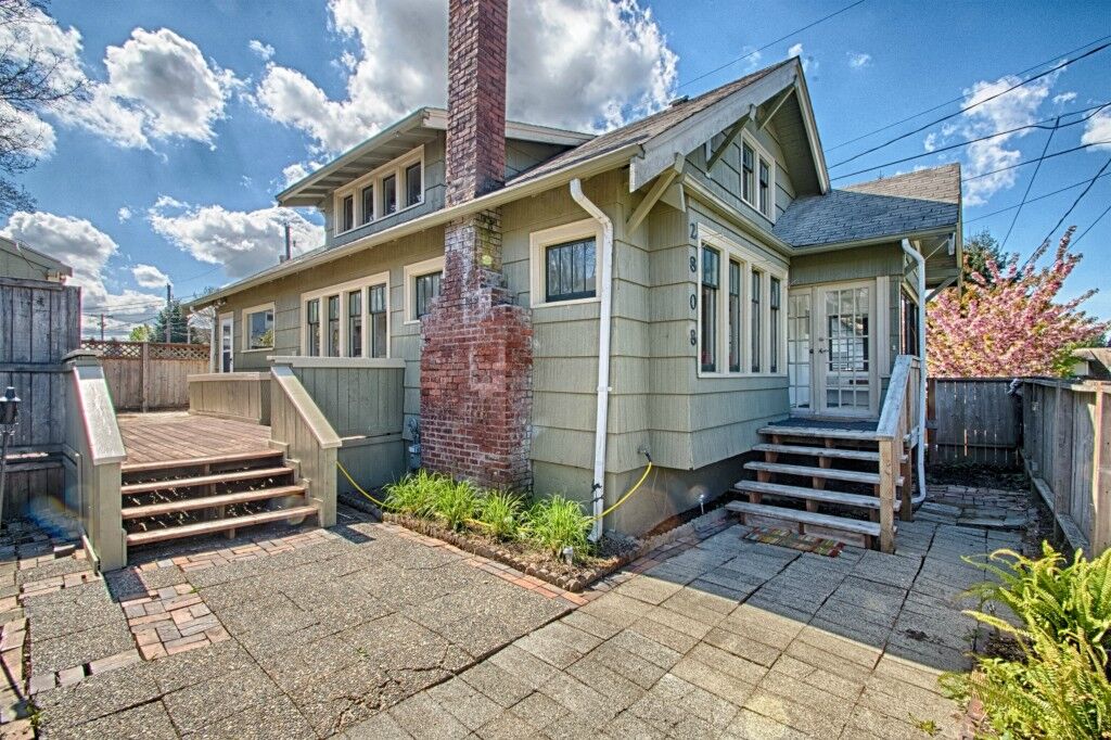 Property Photo:  2808 N 8th St  WA 98406 