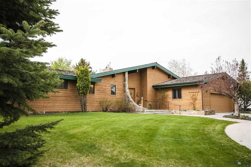Property Photo:  108 Circle Drive  MT 59715 